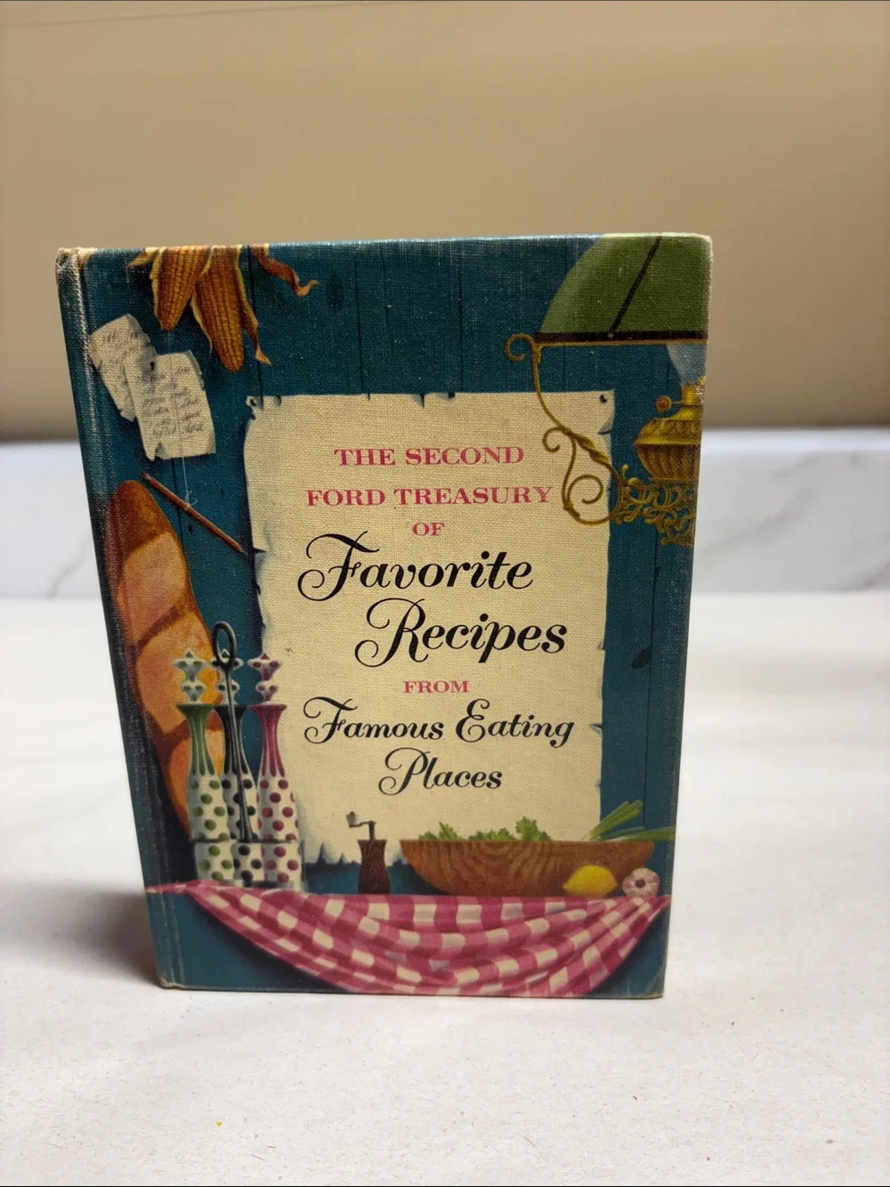 Favorite Recipes from Famous Eating Places Cookbook - Blue